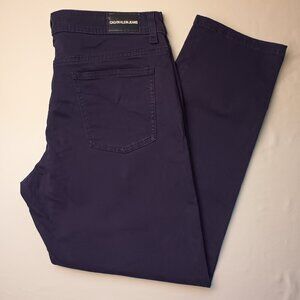 Calvin Klein Jeans Size 12 Mid Rise Tapered Leg Navy Blue Color